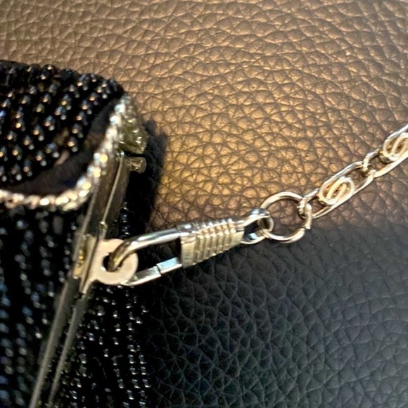 Vintage La Royale Heavily Beaded Black Cocktail Bag-Clutch with Removable Chain - Picture 6 of 6
